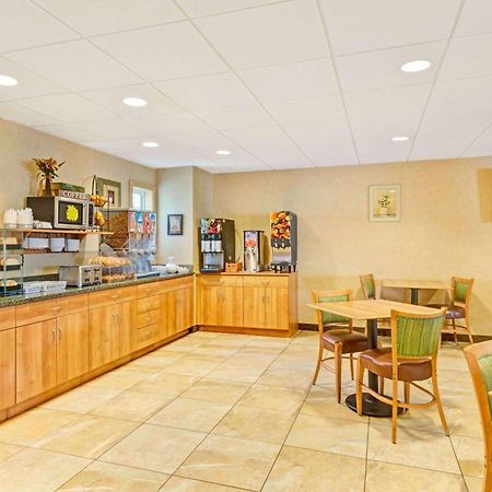 York Microtel Inn & Suites By Wyndham Exterior foto